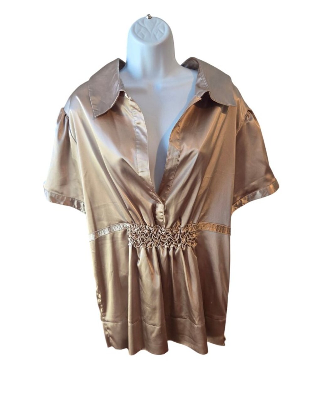Monroe & Main 16W Champagne Satin Blouse Ruched Y2K Evening Quiet Luxury Plus